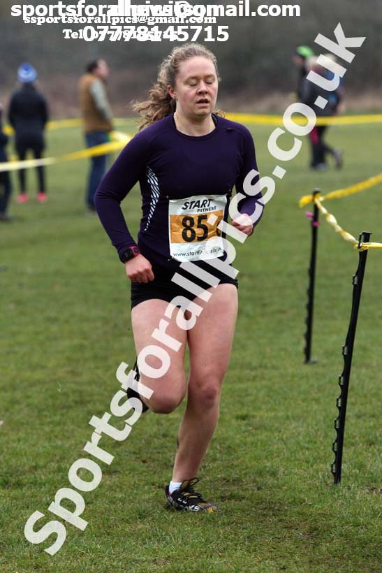 Senior and veteran womens 2018 Durham Cathedral Cross Country Relay. Photo:  David T. Hewitson/Sports for All Pics